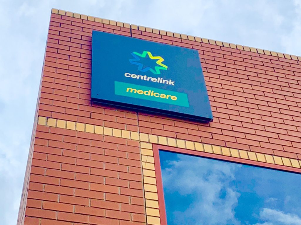 Centrelink’s NEW JobSeeker Newstart raise what single mums need to know